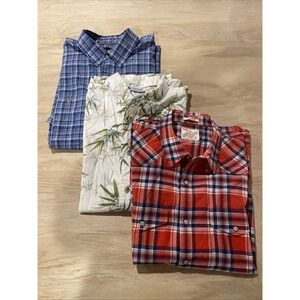 Lot of 3 - Button Down Mens Shirts Large‎ Short Sleeve Columbia, Lucky, Orvis